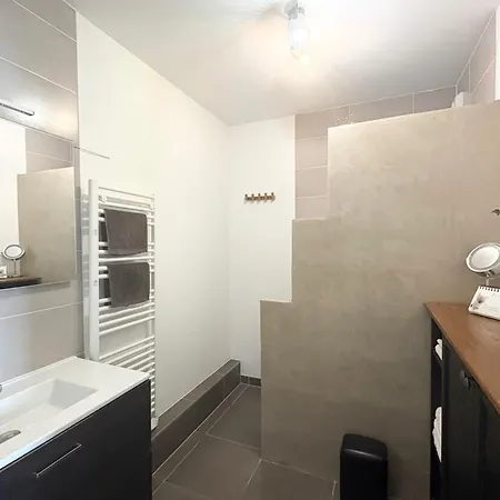 Apartmán Le Beauvoir A Chic Haven Near